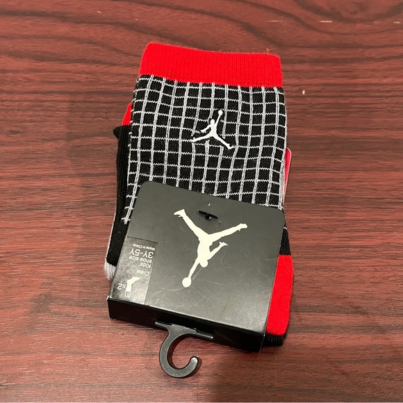 Jordan, Kids Crew Socks, Red, Black & Grey, 2 Pack - Picture 2 of 6